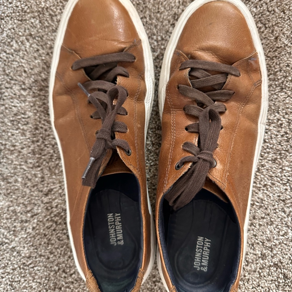 Johnston & Murphy Men's Tan Leather Sneakers